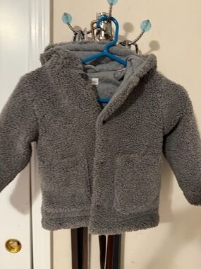 Little boys Cozy Gray Sherpa Hooded Jacket size 4t-5t